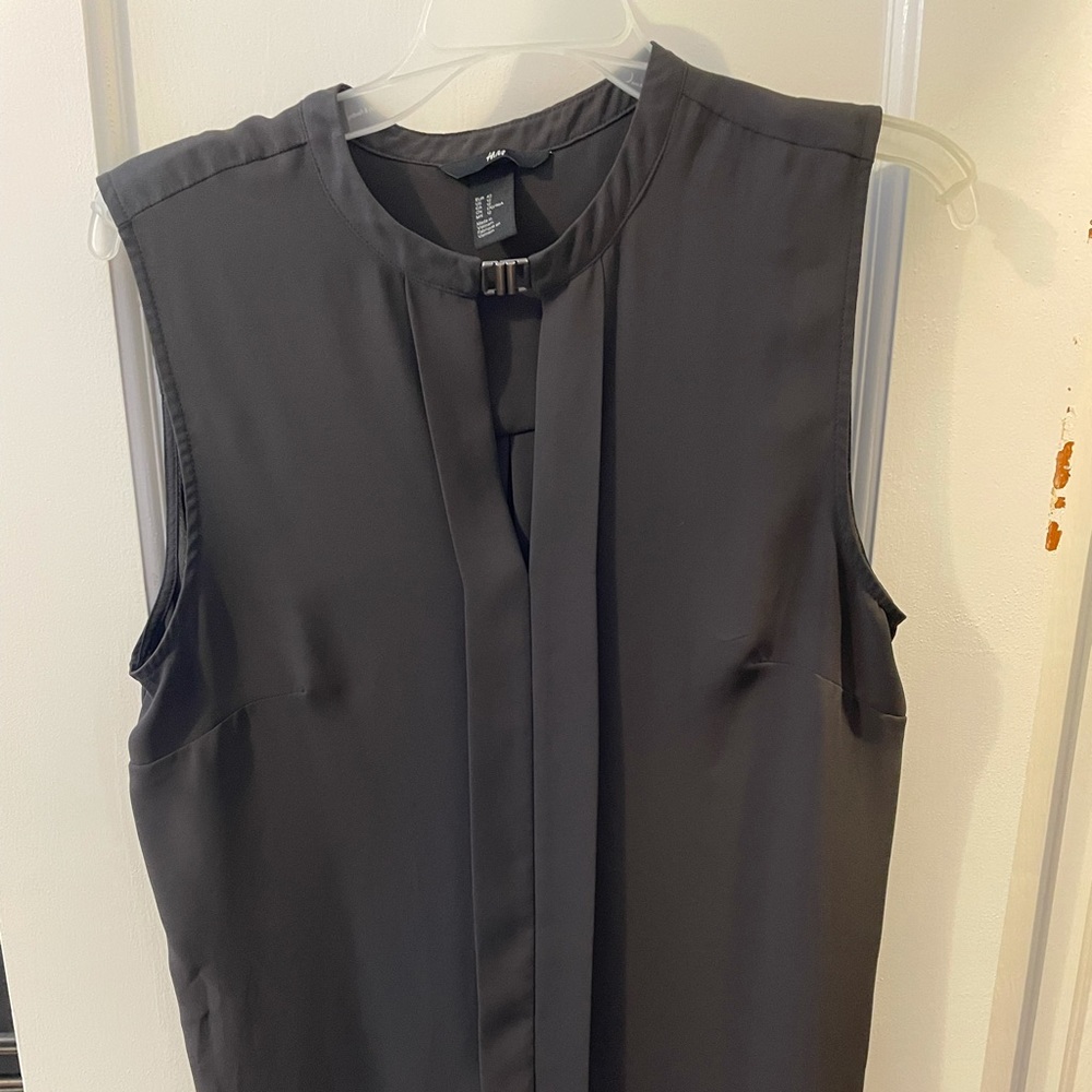 Lot of 9 pieces . L-xxl all like new no stains or tears , smoke free home